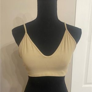 SKIMS. Soft Smoothing Bralette. Color - Desert. Size L.